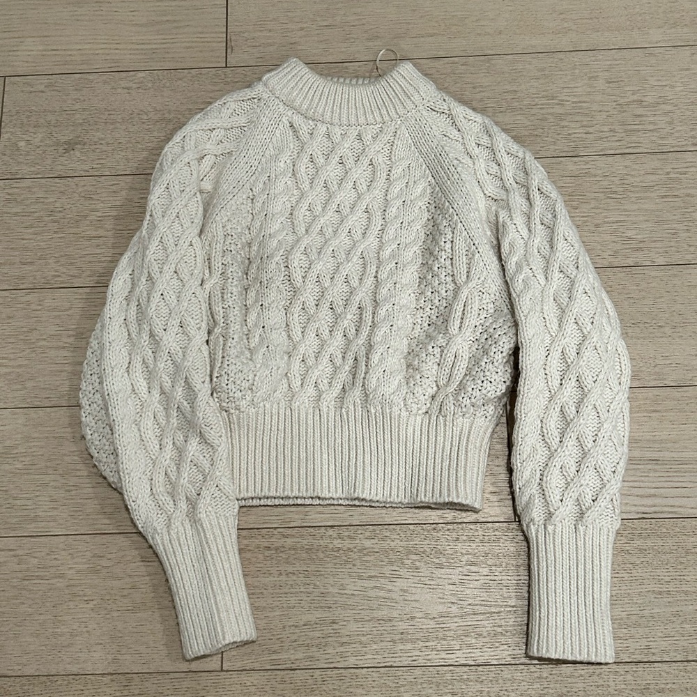 H&M Cableknit White Turtleneck Size Medium